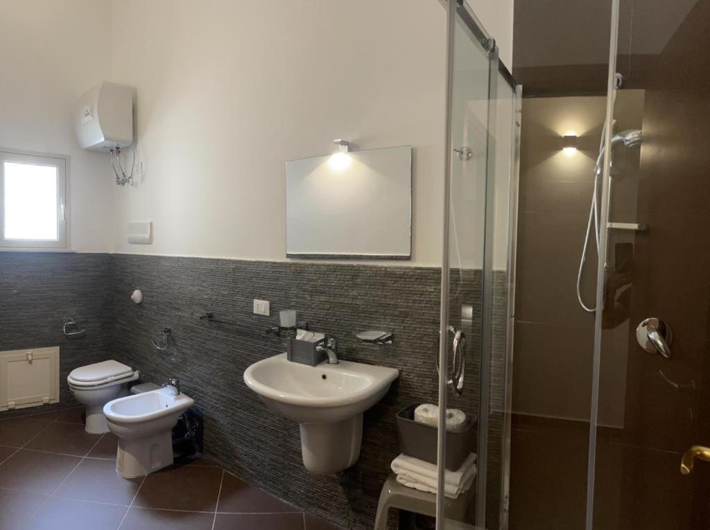 Sweet Life Aparthotel Палермо Екстериор снимка