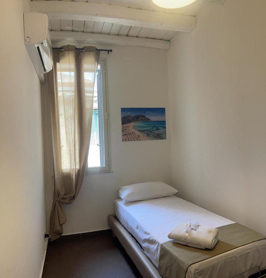 Sweet Life Aparthotel Палермо Екстериор снимка